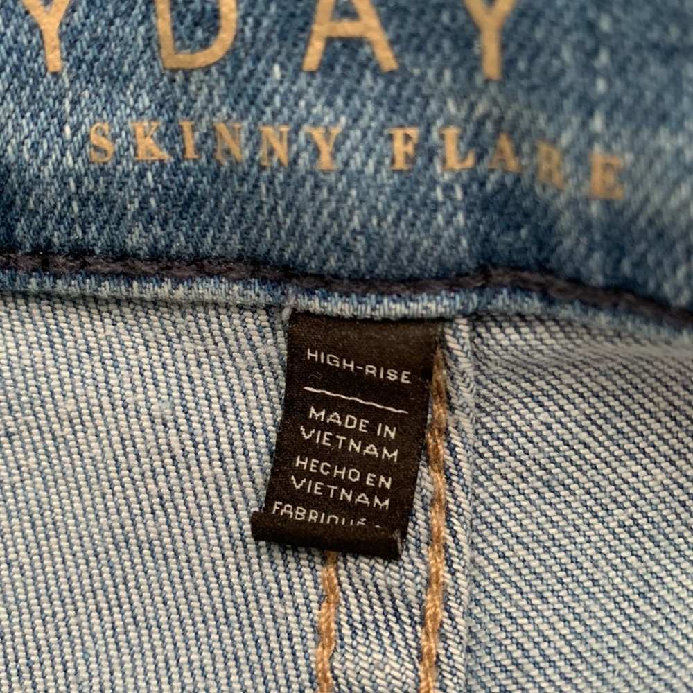 White House Black Market The Everyday Soft Skinny Flare Jeans - Picture 5 of 7